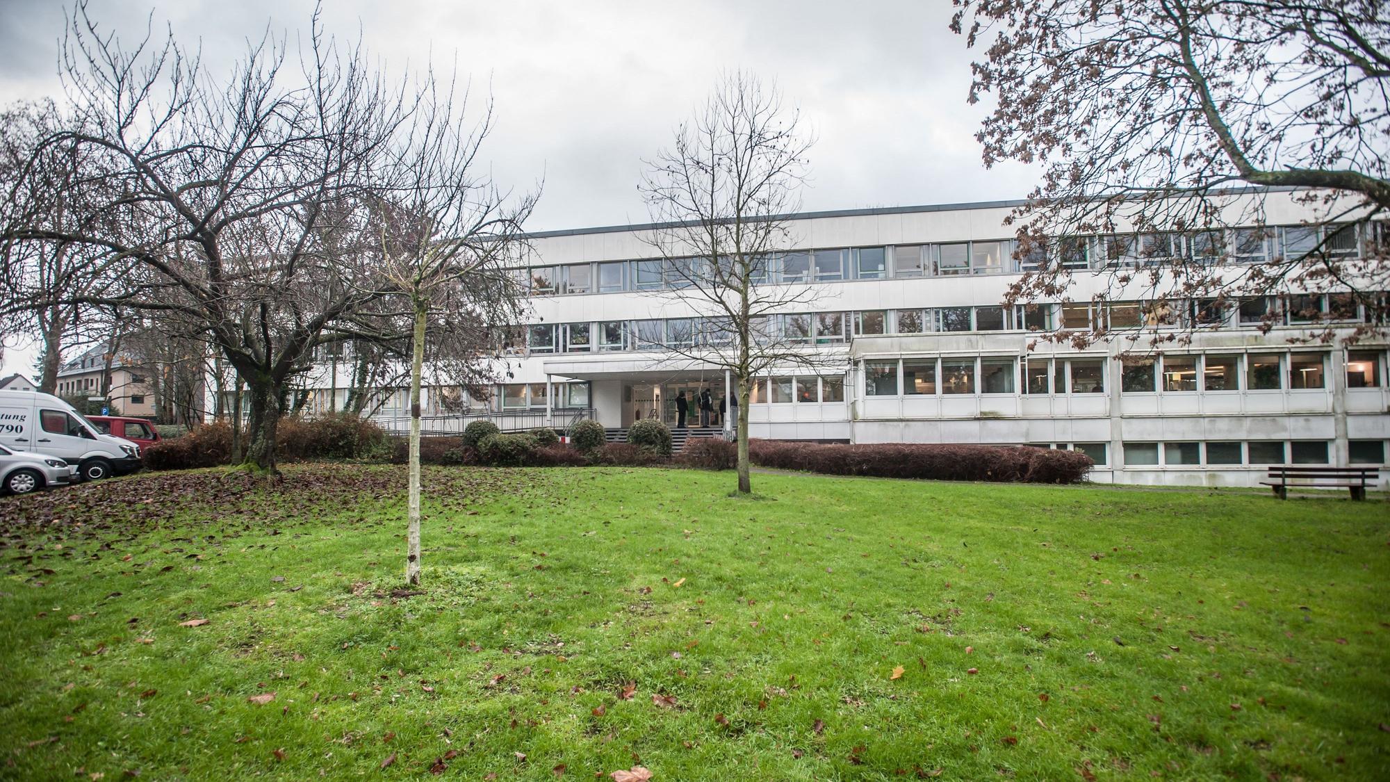 Haus-Vorster-Straße Straßenverkehrsamt, Führerscheinstelle, Zulassungsstelle. Foto: Ralf Krieger