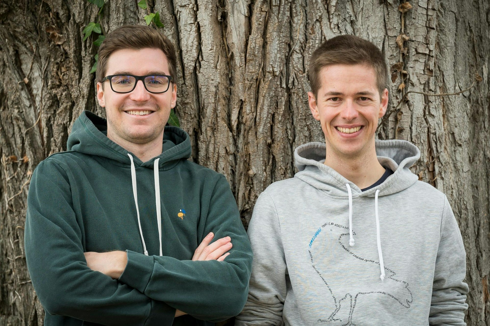 Die Autoren David Nelles und Christian Serrer von 'Machste Dreckig - Machste Sauber. Die Klimalösung' 2022