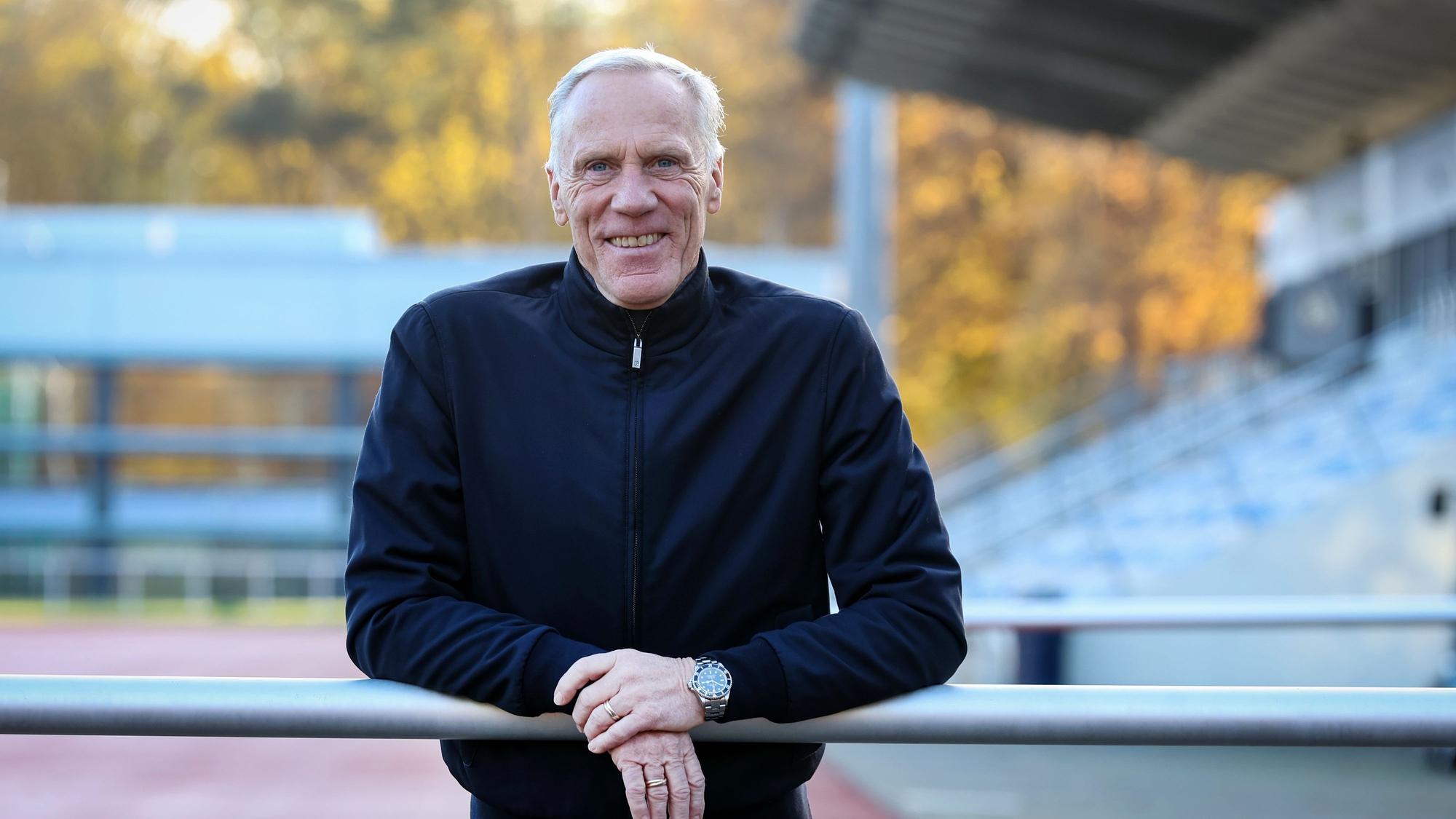 Dr. Ingo Froböse ist Universitätsprofessor für Prävention und Rehabilitation an der Deutschen Sporthochschule Köln (SpoHo).
