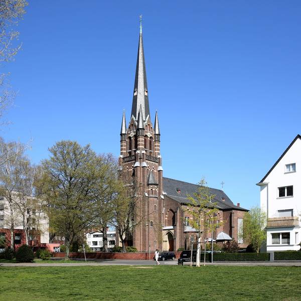 Kirche Sankt Matthias in Bayenthal.