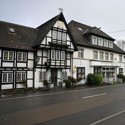 Eine Außenansicht des Hotels Wyndham Garden, das aktuell geschlossen ist.