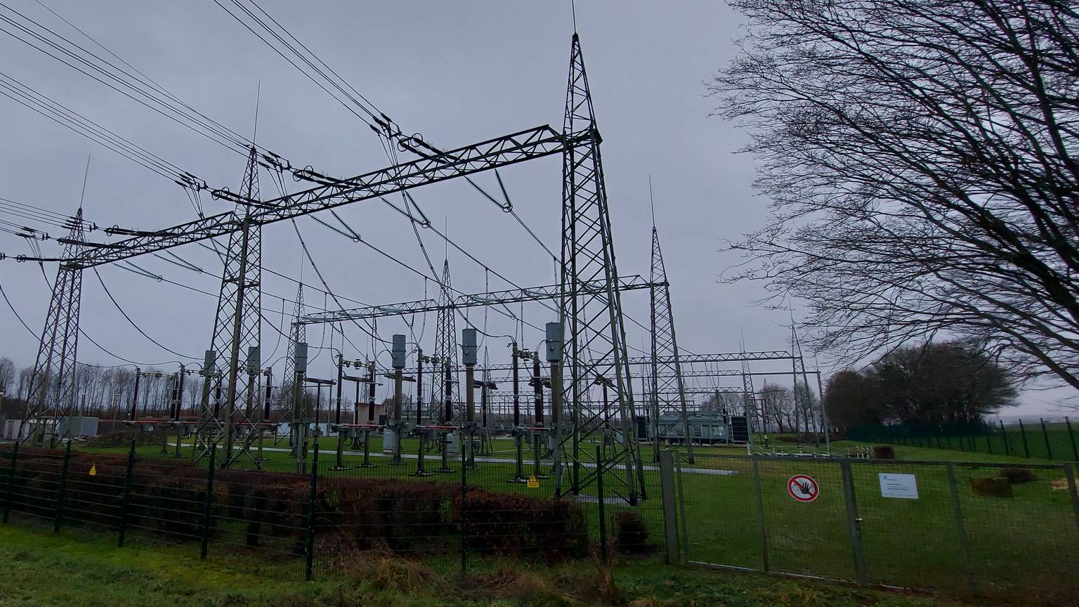 Das Umspannwerk in der Gemeinde Dahlem im Kreis Euskirchen.