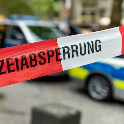 In Köln-Rodenkirchen muss am Mittwoch (21. August) eine Bombe entschärft werden (Symbolbild).