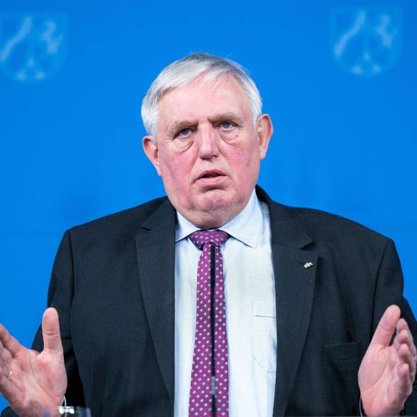 Karl-Josef Laumann (CDU), Gesundheitsminister von Nordrhein-Westfalen, bei einer Pressekonferenz