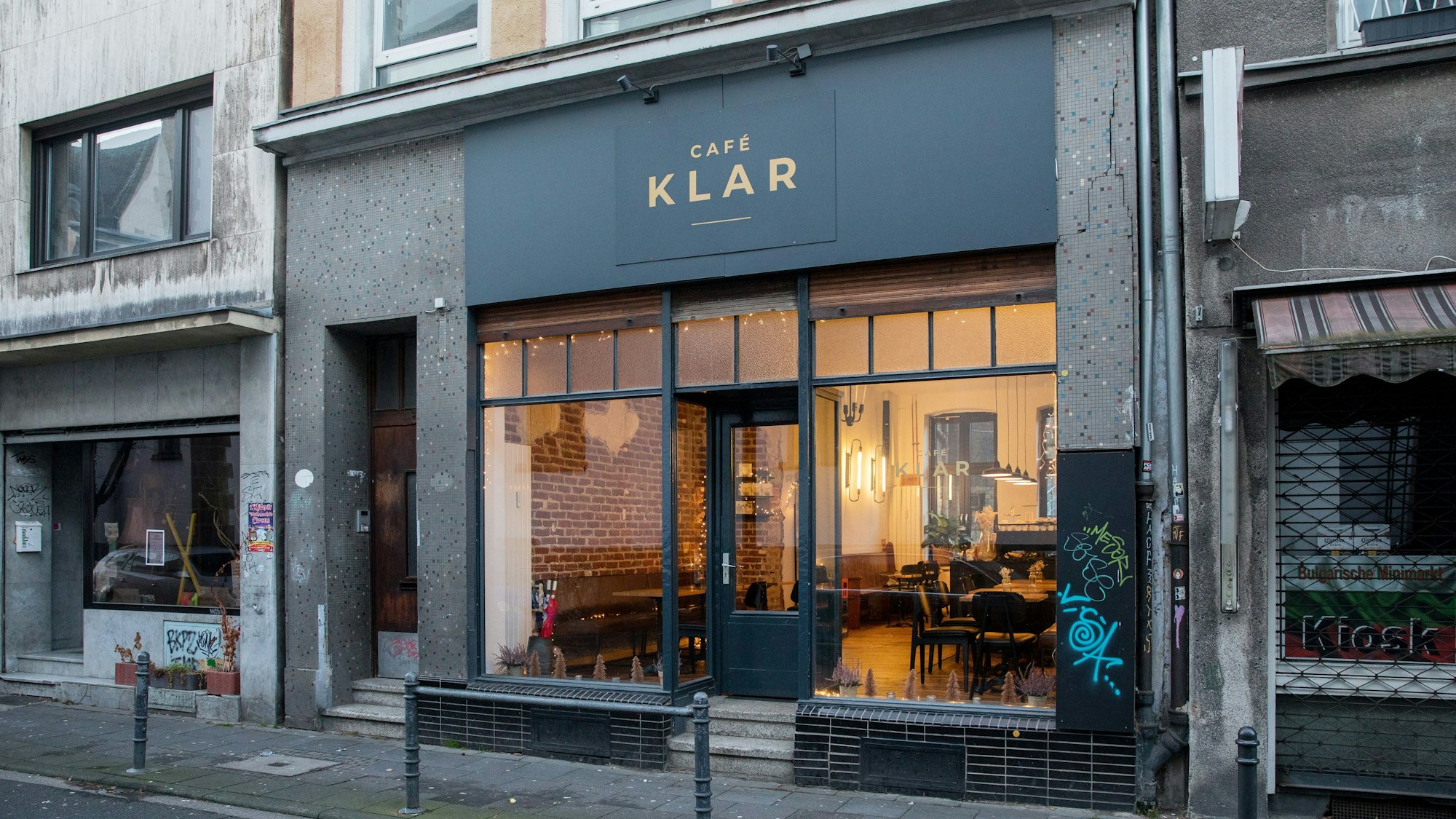 Das Café Klar in Köln von außen. (Archivbild)