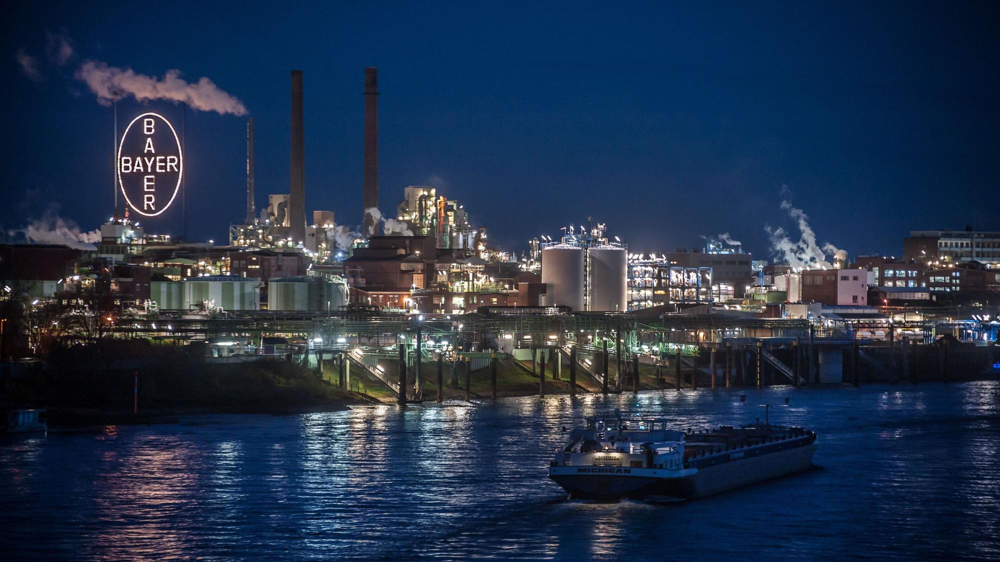 Die Wirtschaftskrise, vor allem in der Industrie, wirkt sich auf die Finanzen der Stadt Leverkusen aus.