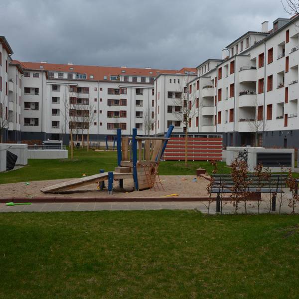 Die Naumann-Siedlung mit Innenhof und Spielplatz