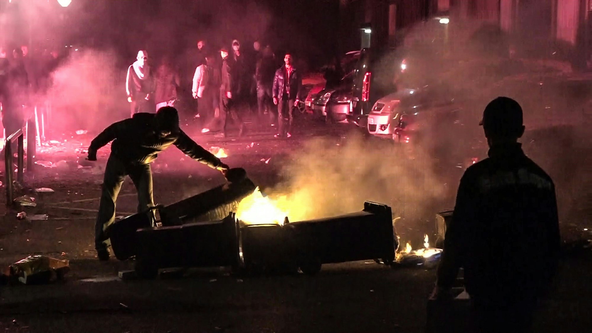 Unfassbare Szenen spielten sich in der Silvesternacht (01.01.2023) in Hagen-Altenhagen ab. Im Hagener Stadtteil wurde eine neue Dimension der Eskalationsstufe erreicht.