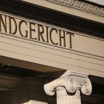 Das Eingangsportal des Bonner Landgerichts.