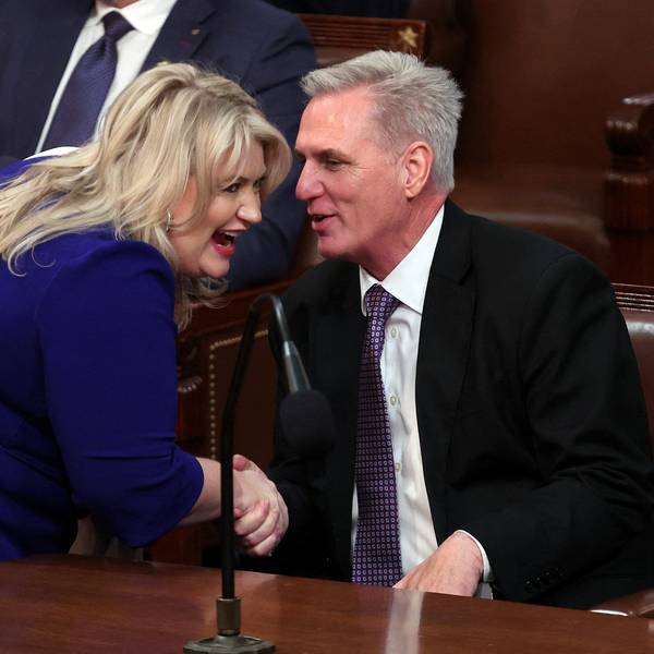 Kat Cammack (l.) und Kevin McCarthy