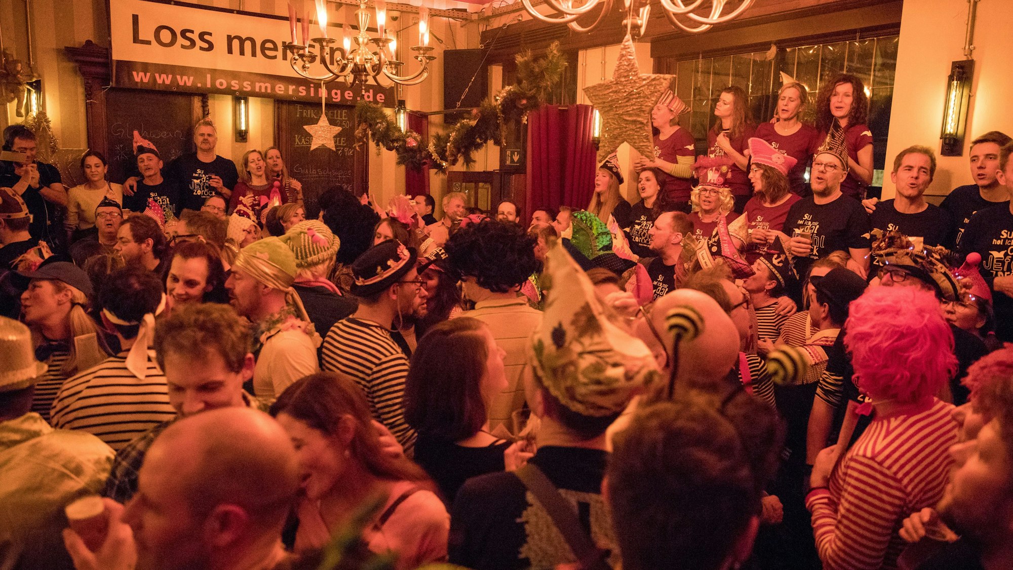 Auftaktveranstaltung der Kneipentour von "Loss mer Singe" im Lapidarium