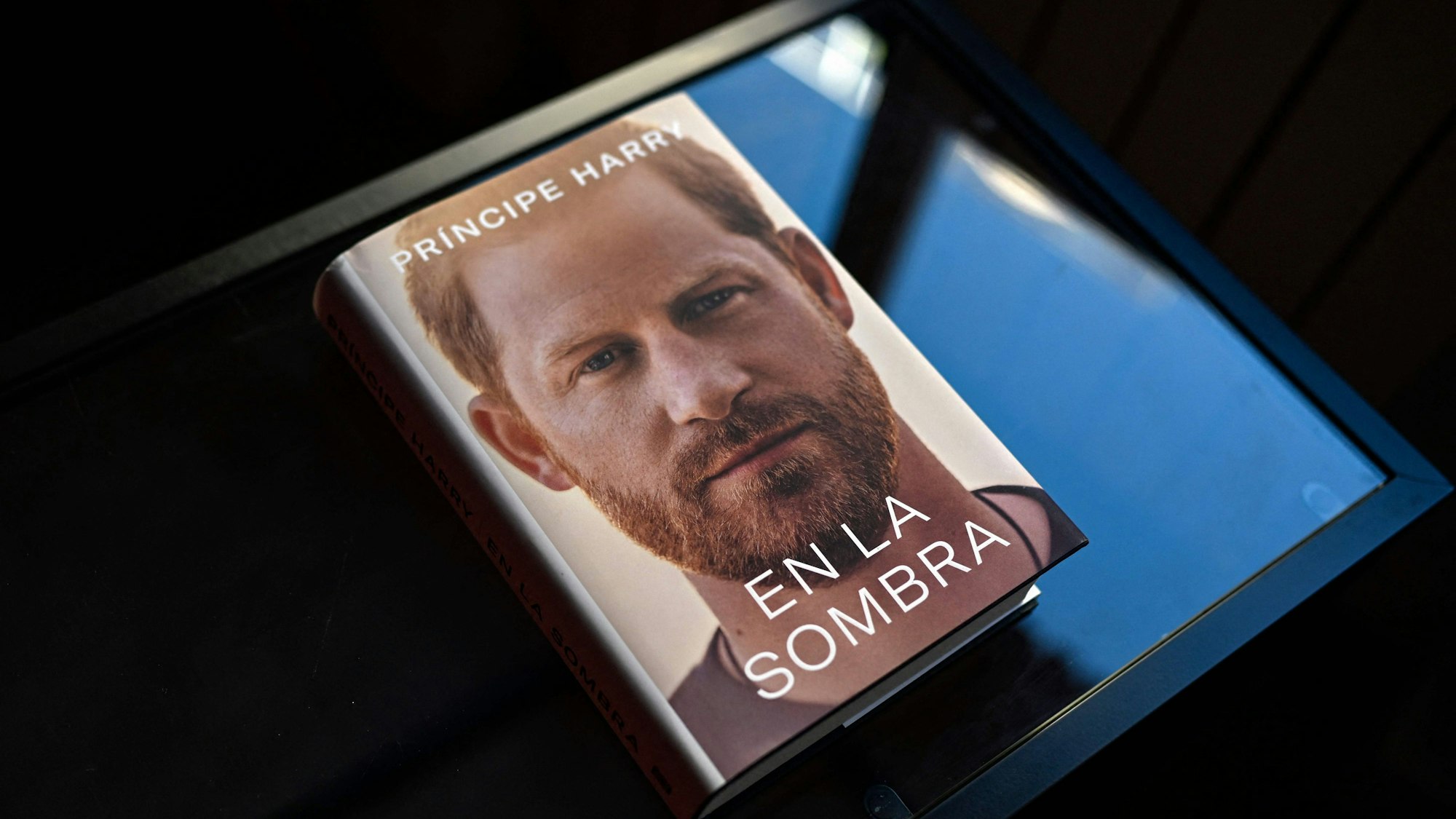 Die spanische Version der Memoiren von Prinz Harry gelangte versehentlich in den Handel.