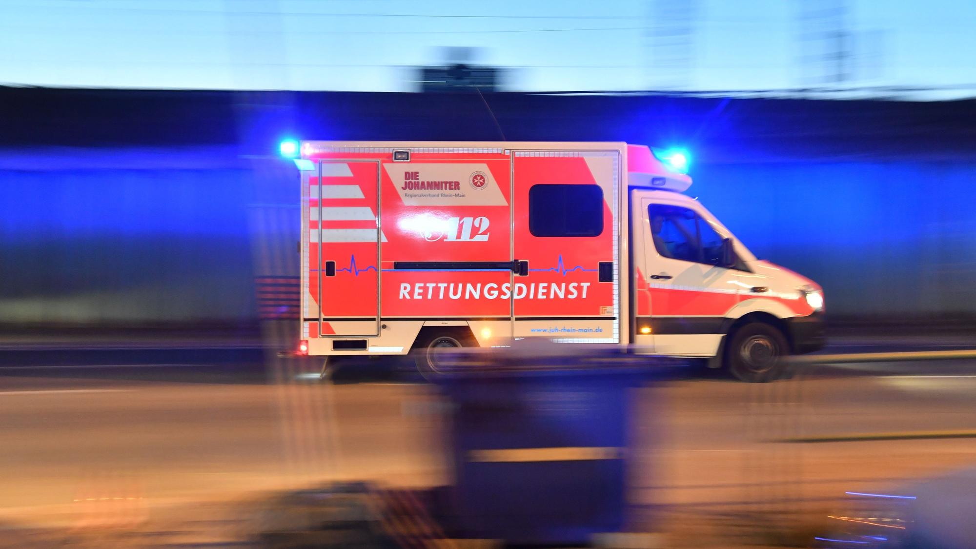 Die Stadtverwaltung steht derzeit wegen der Finanzierung des Rettungsdienstes unter Druck.picture alliance/dpa