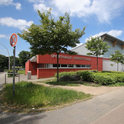 Sporthalle Herbertskaul in Frechen wurde am Freitag kurzfristig gesperrt.