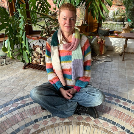 Christiane Gey aus Kerpen engagiert sich in Indien und hat jetzt ein Buch herausgegeben.