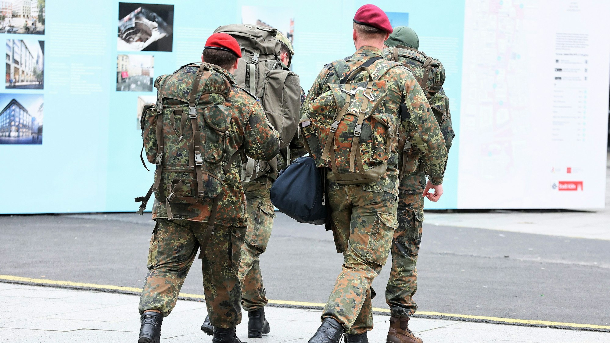 Bundeswehr Soldaten am Hauptbahnhof Köln (Symbolbild)