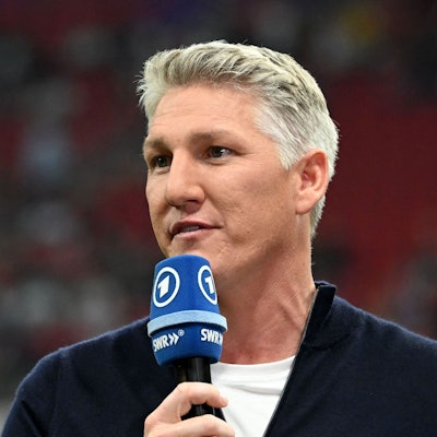 Würde Thomas Müller nach dessen Profi-Karriere gern in die Kings League holen, welcher er als Präsident für den deutschen Ableger vorsteht: Ex-Nationalspieler und ARD-Experte Bastian Schweinsteiger