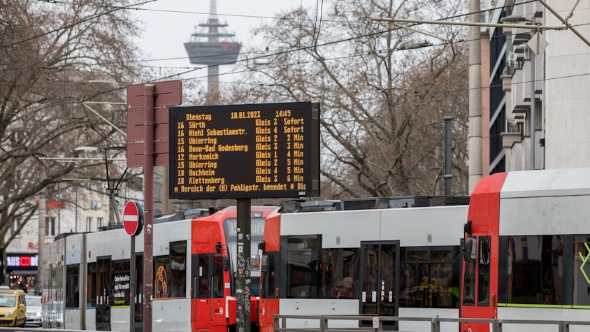 10.01.2023, Köln: Die Kölner Verkehrsbetriebe (KVB).
Haltestelle Barbarossaplatz.
Foto: Michael Bause