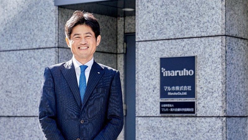 Koichi Takagi, Chef von Maruho, dem japanischen Großaktionär von Biofrontera, steht vor der Firmenzentrale