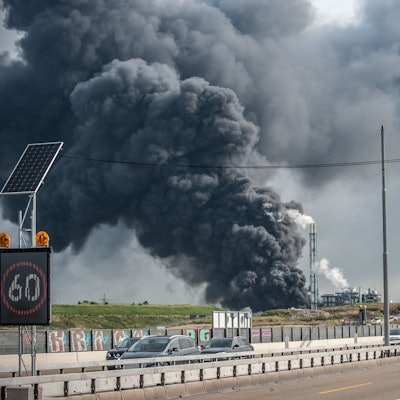 Am 27. Juli 2021 brannte die Sondermüllverbrennung in Leverkusen. Jetzt ermittelt eine Dortmunder Spezial-Staatsanwaltschaft, die den Fall von der Kölner übernommen hat.