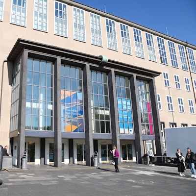 Außenaufnahme der Universität Köln