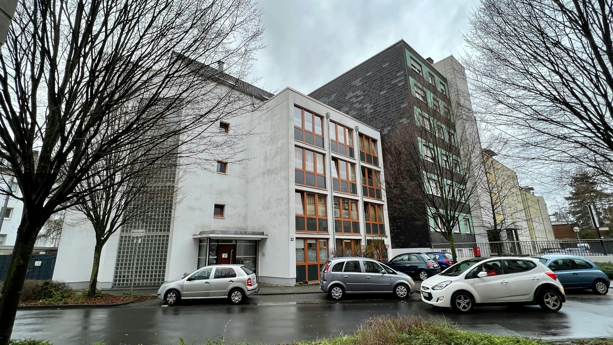 Außenansicht: das SPZ-Wohnhaus an der Günther-Weisenborn-Straße in Opladen