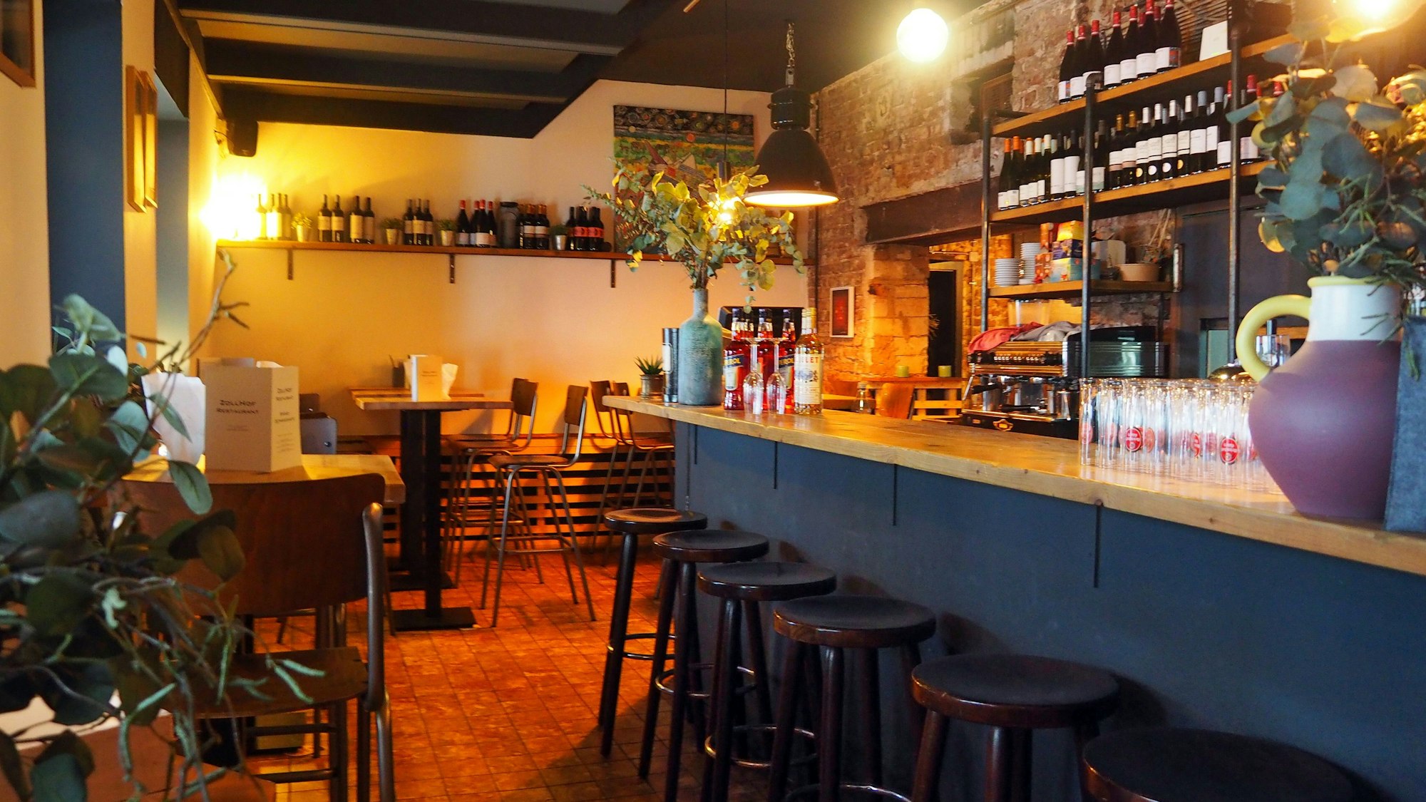 Köln-Zollstock, der Zollhof an der Herthastraße von Innen.