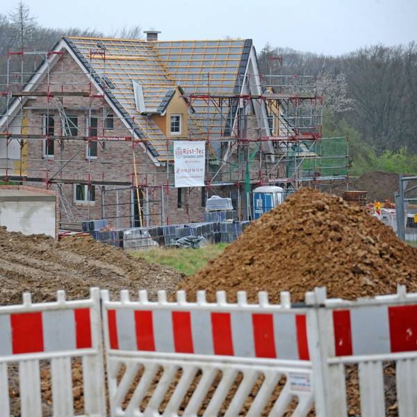 Blick auf ein Haus im Burscheider Neubaugebiet Rötzinghofen