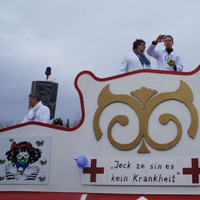 Ein Karnevalswagen beim Zoch in Kerpen-Brüggen