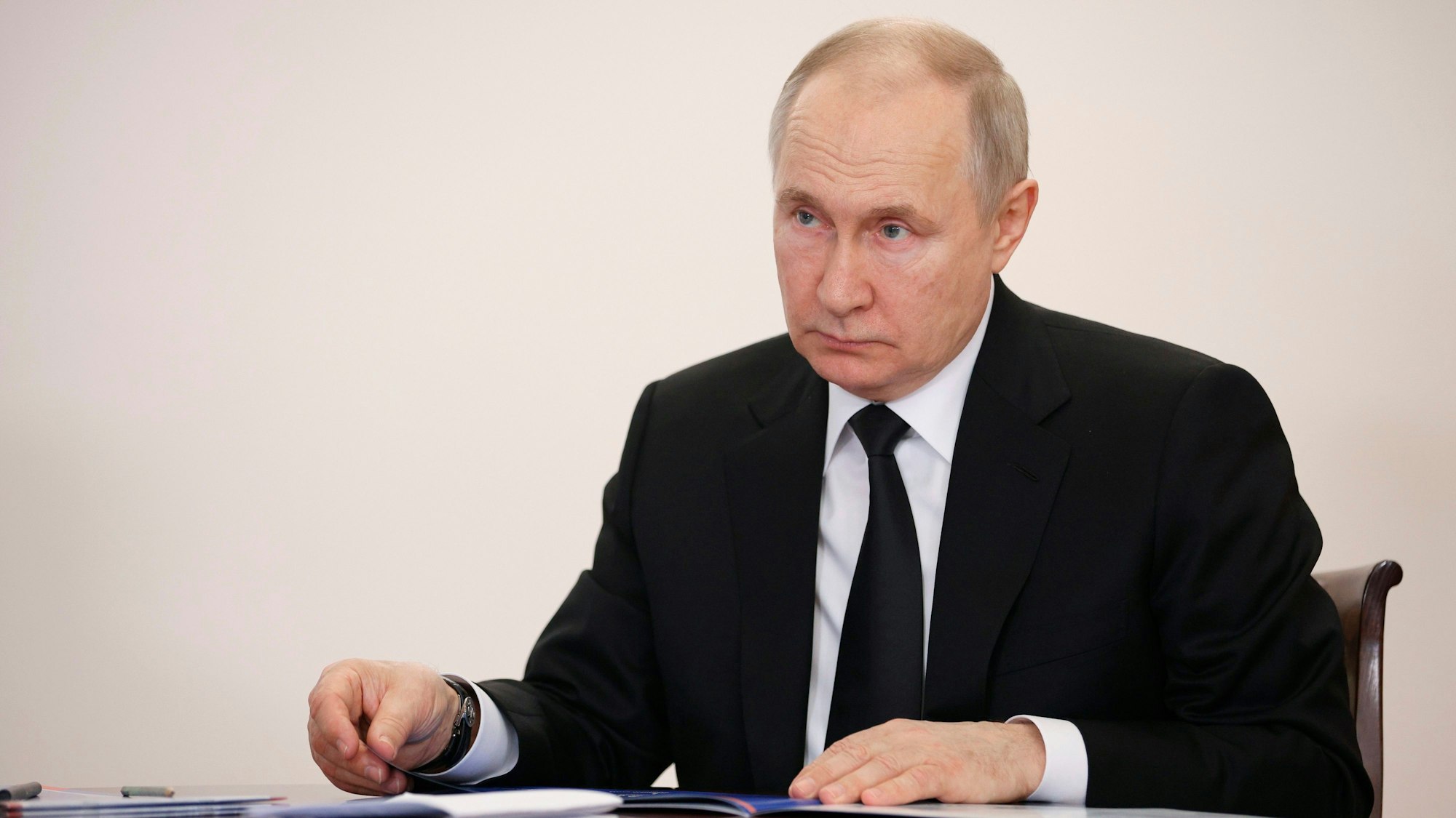 Wladimir Putin, russischer Präsident in einer Konferenz.
