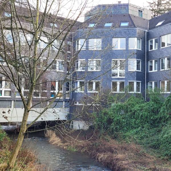 Das Foto zeigt das Rathaus der Gemeinde Kürten