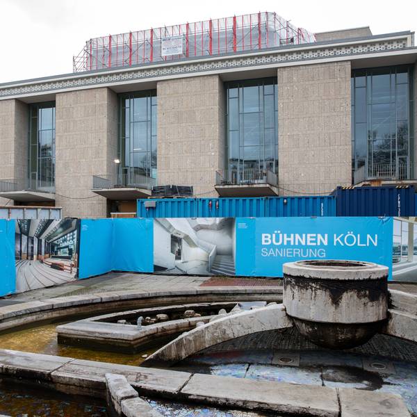 Baustelle seit 2012: Die Kölner Bühnen-Sanierung inklusive des Opernhauses (Bild) soll dem Vernehmen nach am 22. März 2024 beendet sein.