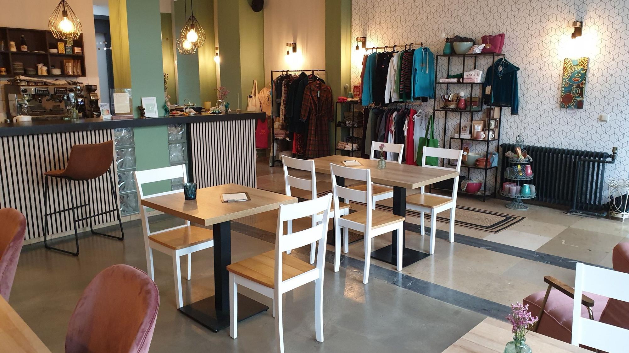 Die Räumlichkeiten des JayJay Yogastudio mit Café und Shop in Köln Ehrenfeld.