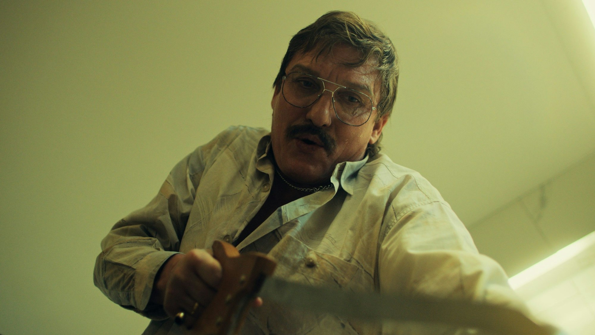 Oliver Masucci spielt den Frauenmörder Raik Doormann.