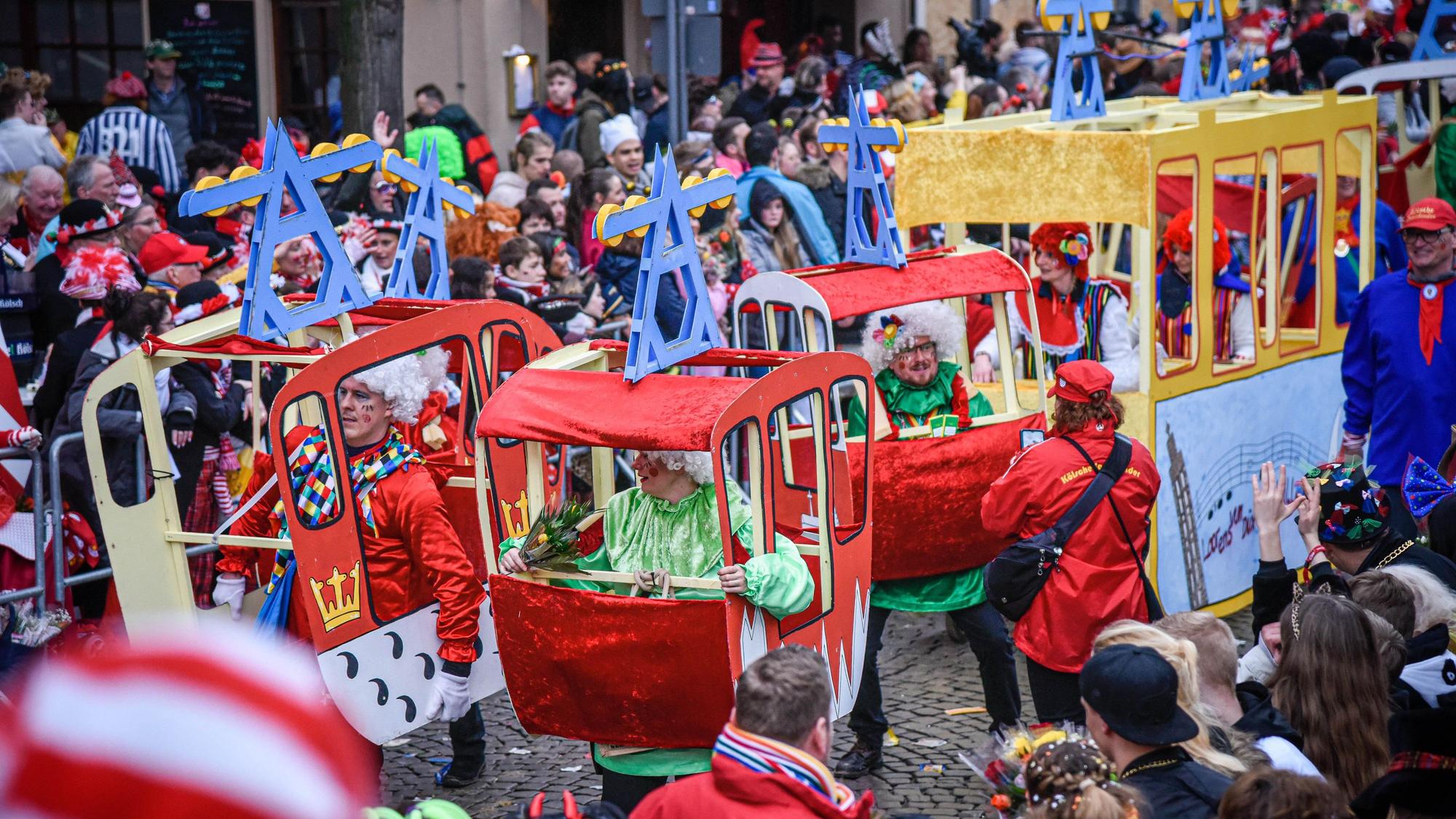 Teilnehmer eines Karnevalsumzugs in Köln.