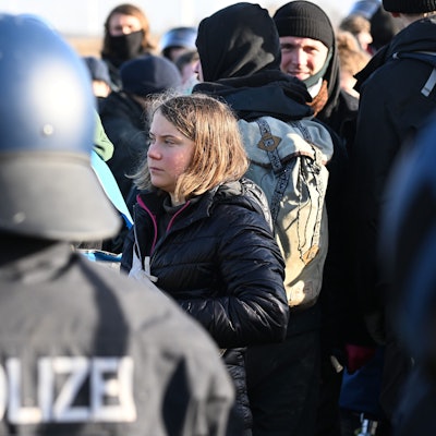 Greta Thunberg am Rand des Braunkohletagebaus Garzweiler II.