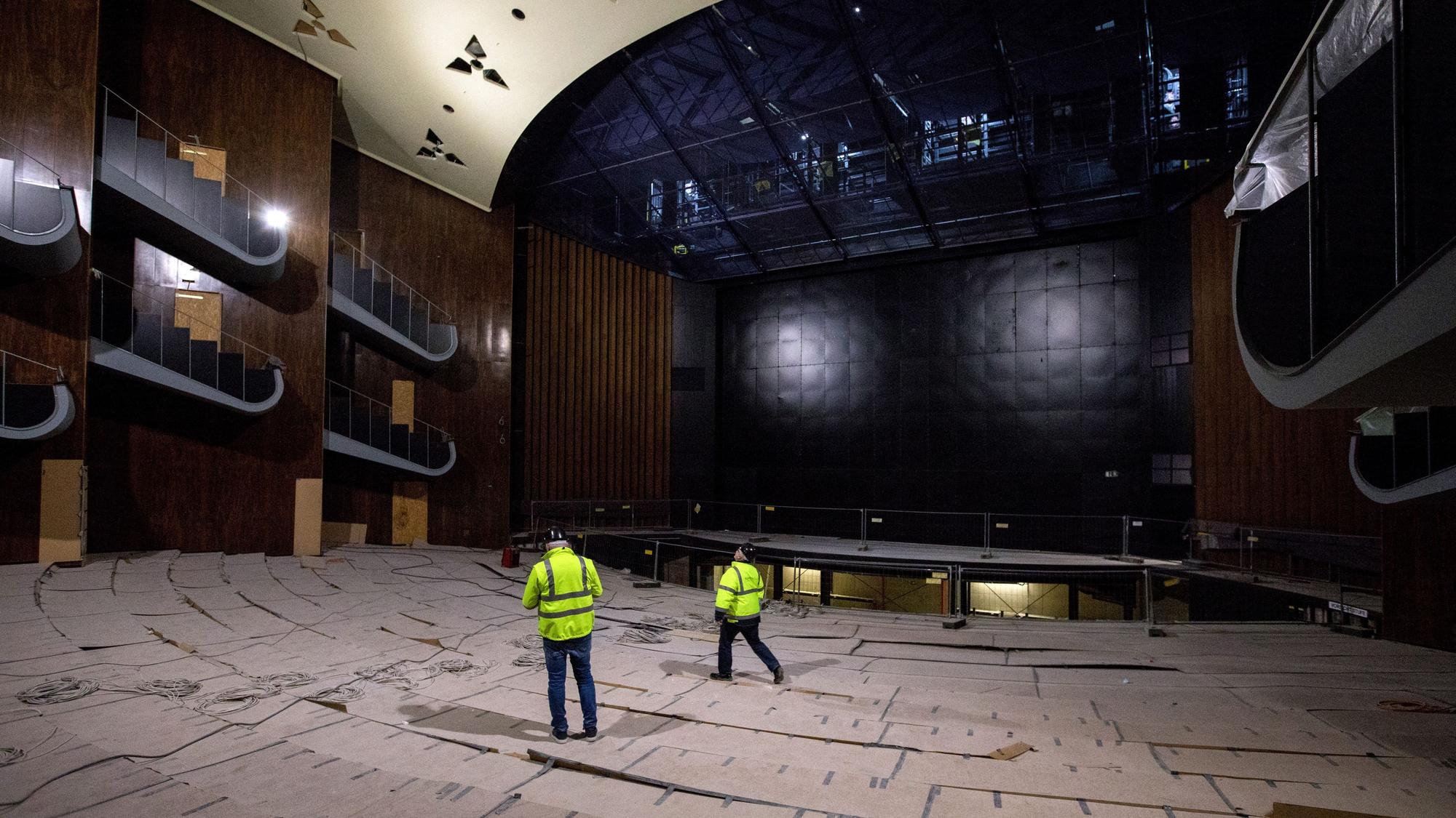 Das Bild zeigt einen Blick in den Kölner Opernsaal.