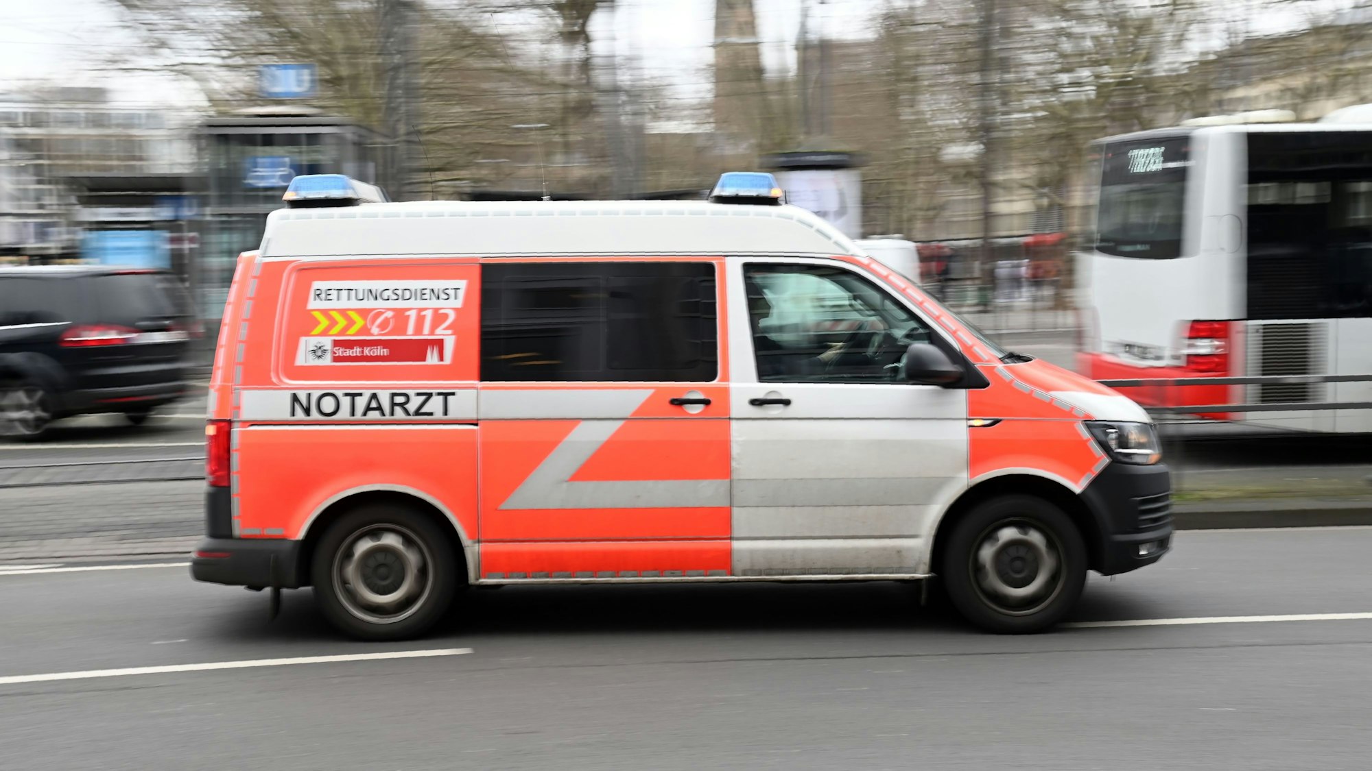 Einsatzfahrzeug des Rettungsdienst