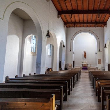 Blick in die Christuskirche im Stuttgarter Stadtteil Gänseheide.