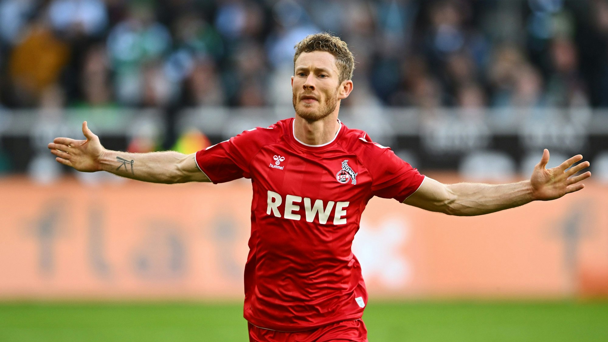 Florian Kainz jubelt nah einem Tor