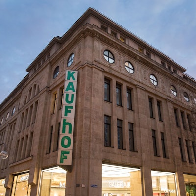 Außenansicht des Warenhauses Galeria Kaufhof.