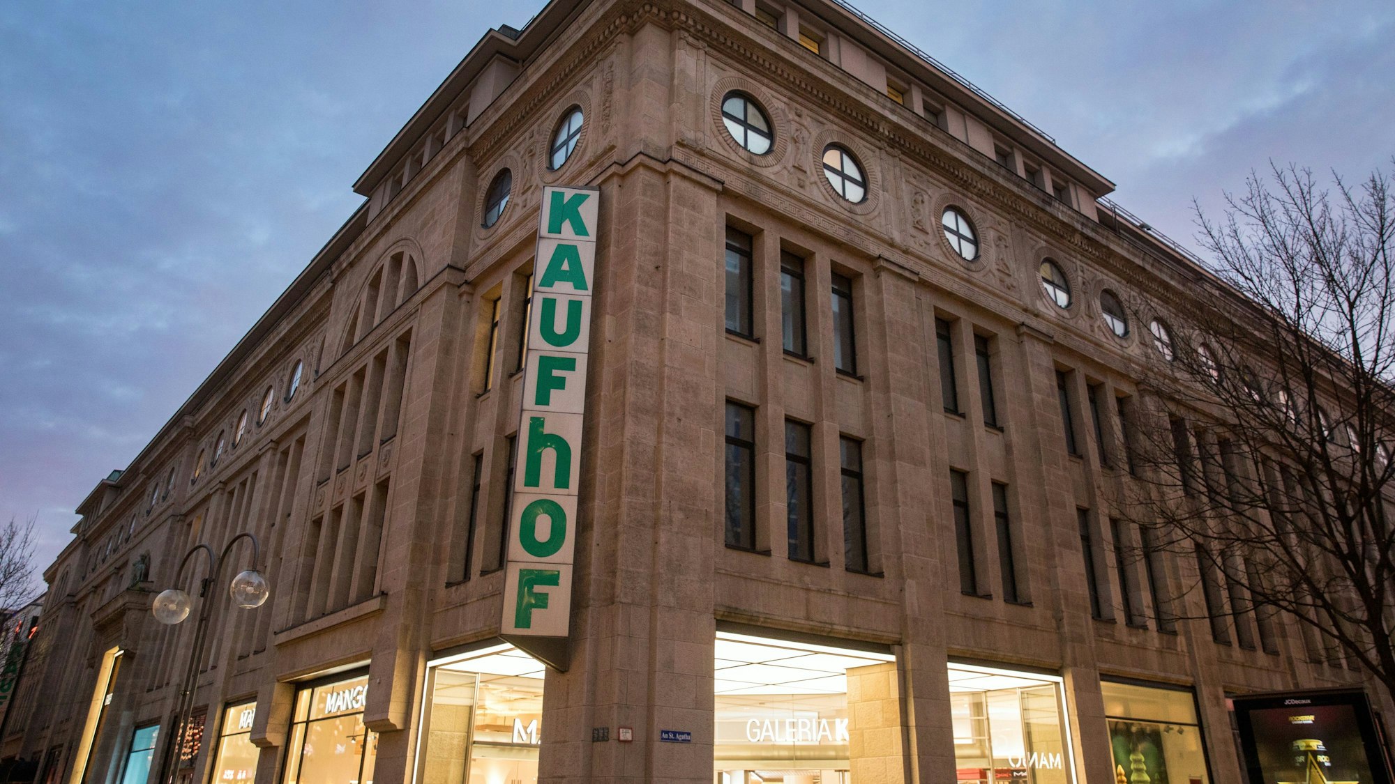 Außenansicht der Filiale von Galeria Kaufhof in der Kölner Innenstadt.
Foto: Michael Bause