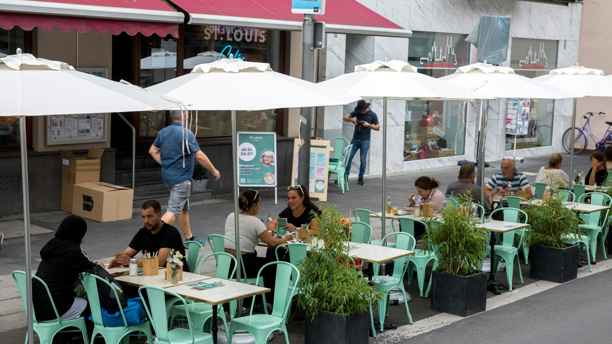 Außenbereich des St. Louis Cafés