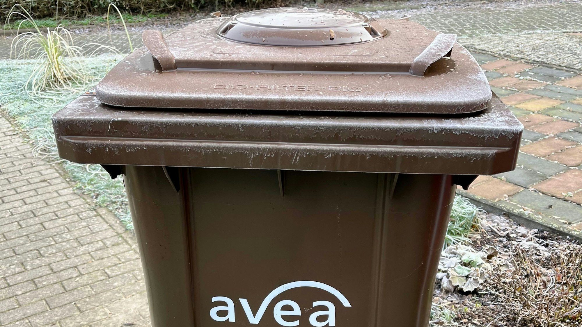 Eine Avea-Biotonne mit Filter im Deckel