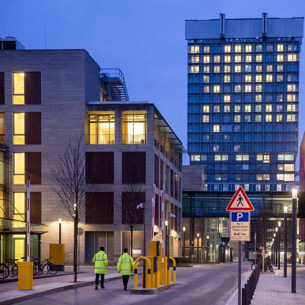 Das Bettenhaus der Uniklinik Köln