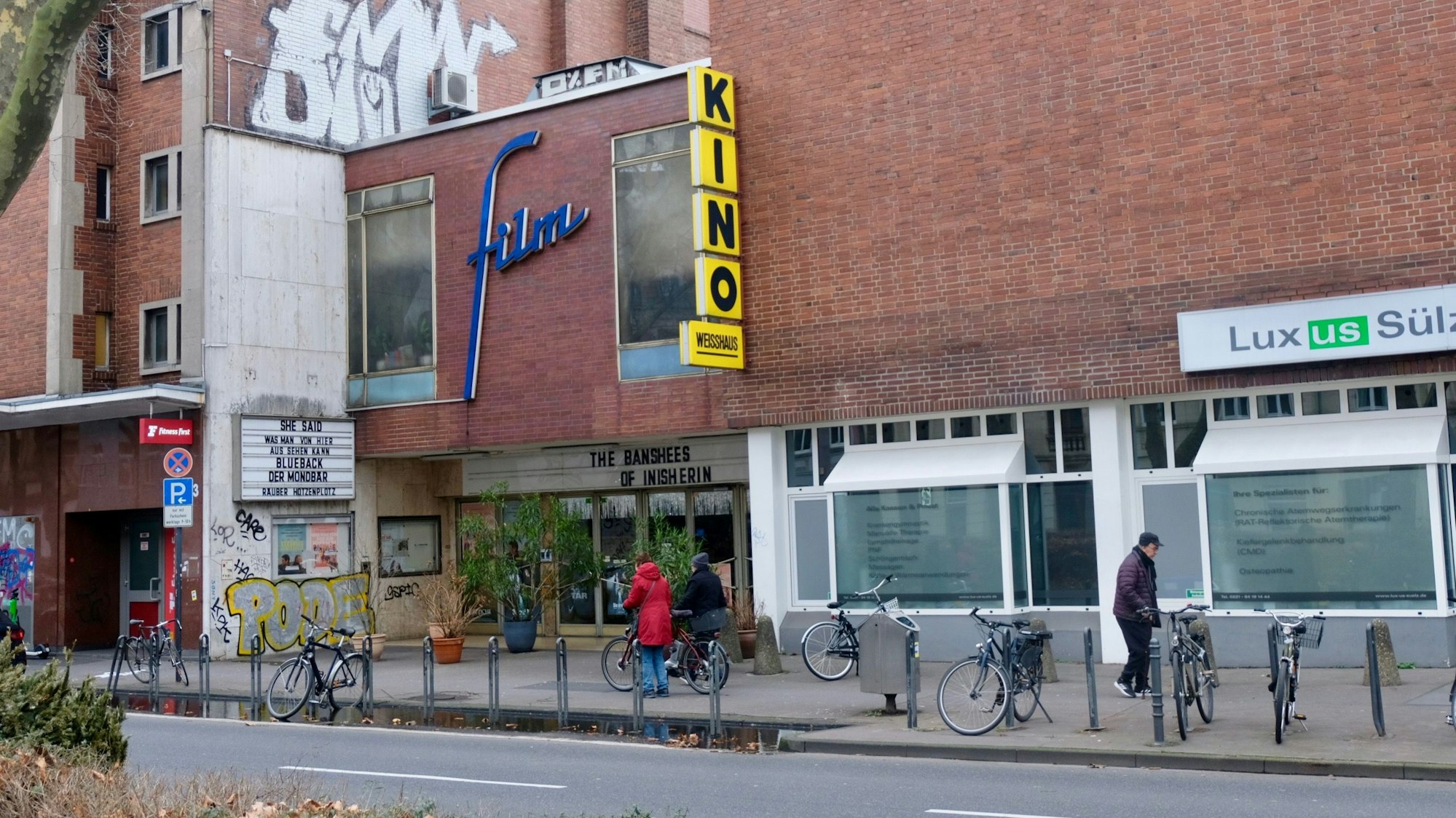 Das Kino von Außen.