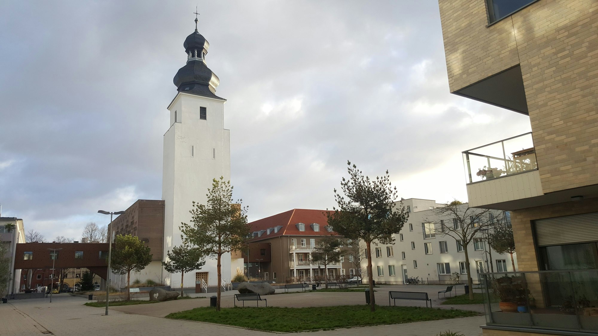 Die Kirche zur Heiligen Familie von Gottfried Böhm.