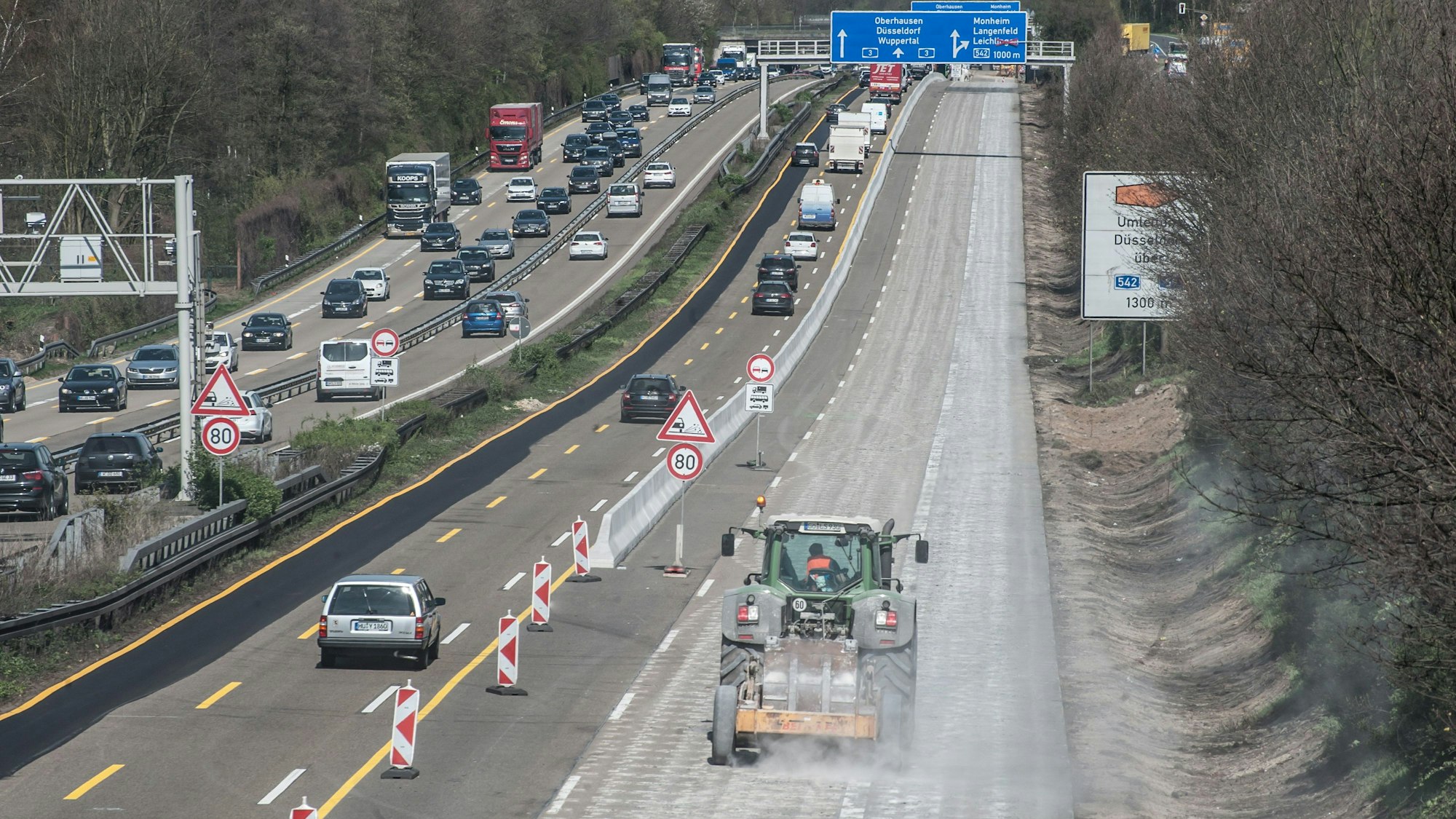 bearbeitet die Betonautobahn zwischen Opladen und Langenfeld Foto: Ralf Krieger