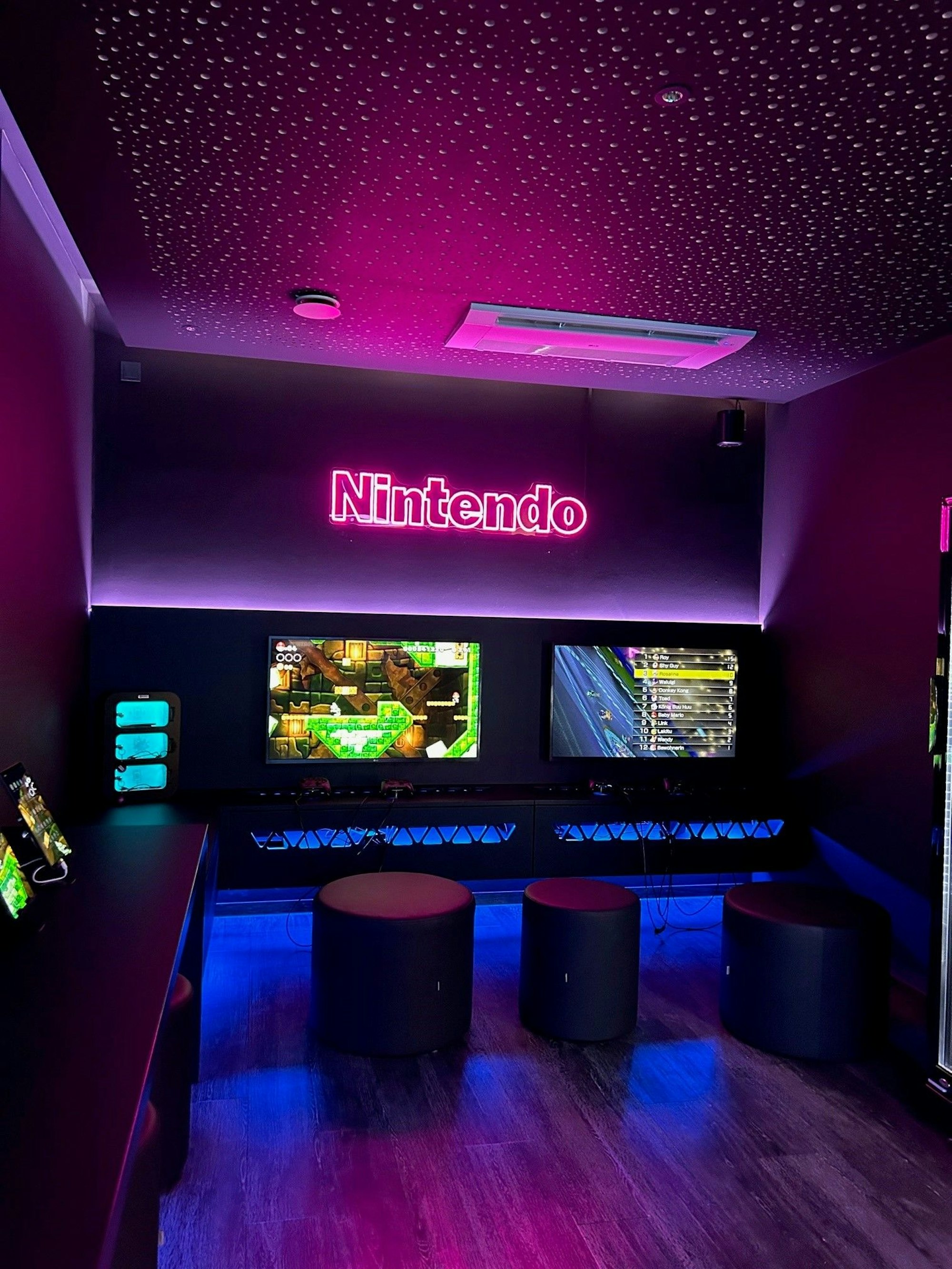 Gaming-Wartezimmer in der Praxis Cologne Smile in Köln-Sülz.