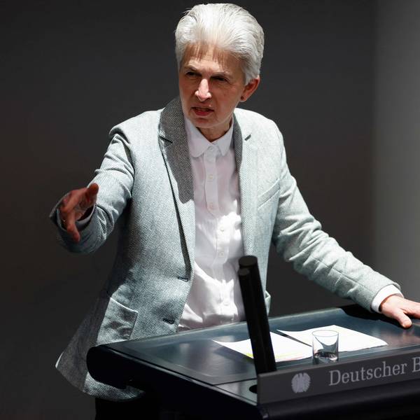 Marie-Agnes Strack-Zimmermann bei einer Rede im Bundestag. Am Wochenende äußerte die FDP-Politikerin scharfe Kritik an Kanzler Olaf Scholz und der SPD. (Archivbild)